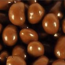 image of Chocolate flavoured raisins - www.chocolatierfountains.co.uk